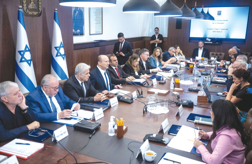  PRIME MINISTER Naftali Bennett leads a cabinet meeting in Jerusalem last month.  (photo credit: YONATAN SINDEL)