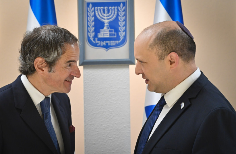  Rafael Grossi, director general of the International Atomic Energy Agency, and Israeli Prime Minister Naftali Bennett (photo credit: KOBI GIDON / GPO)