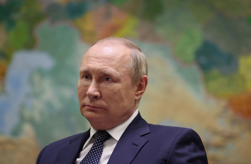  Russian President Vladimir Putin gives an interview to Rossiya-1 TV channel in Sochi (credit: SPUTNIK/MIKHAIL KLIMENTYEV/ VIA REUTERS)