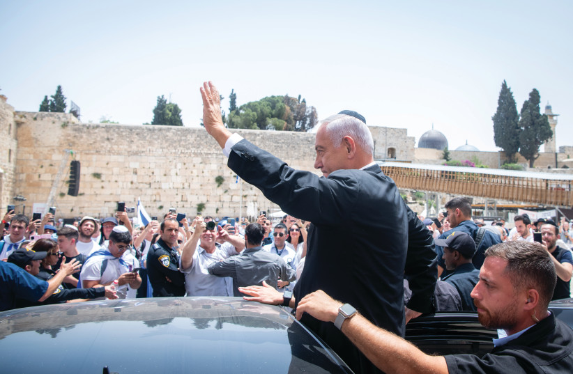  OPPOSITION LEADER Benjamin Netanyahu visits the Western Wall on Jerusalem Day, last week. (photo credit: Arie Leib Abrams/Flash90)