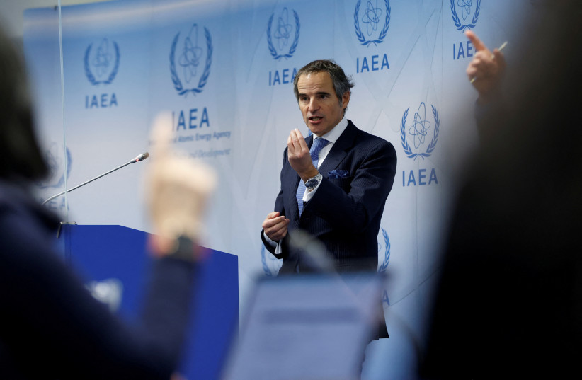  International Atomic Energy Agency (IAEA) Director General Rafael Grossi attends a news conference in Vienna, Austria, March 7, 2022. (photo credit: REUTERS/LEONHARD FOEGER)