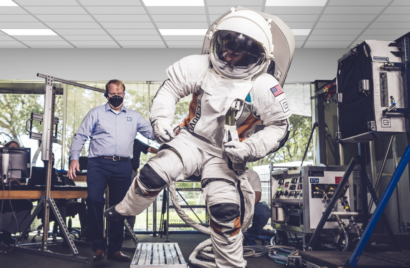  The next-generation spacesuit being designed by Collins Aerospace and partners ILC Dover and Oceaneering as part of a NASA contract awarded in June 2022. (credit: SEAN SHERIDAN/COLLINS AEROSPACE/TNS)