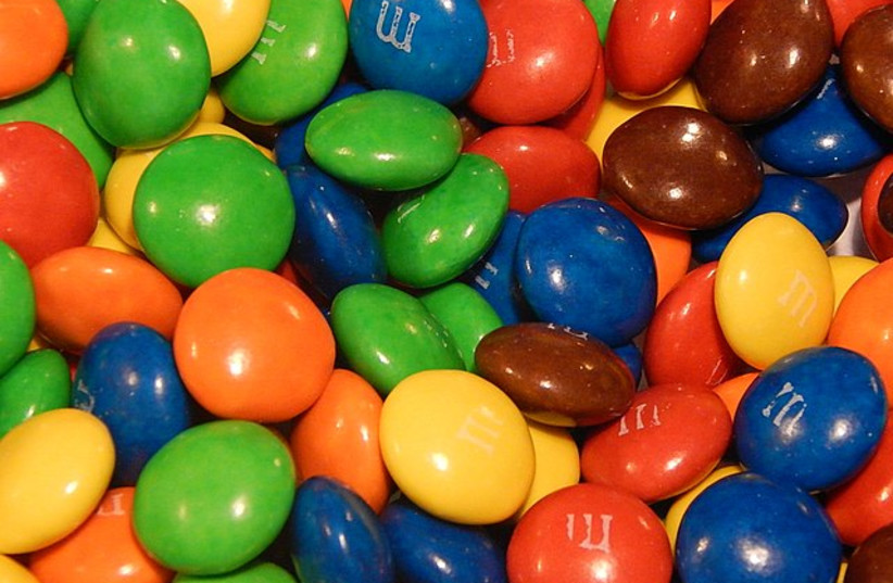 Two M&Ms factory workers rescued after falling into chocolate tank - Vimarsana News