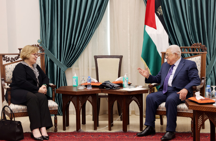  Palestinian President Abbas meets with the U.S. Assistant Secretary of State Leaf in Ramallah, June 11, 2022 (photo credit: PALESTINIAN PRESIDENT OFFICE (PPO)/HANDOUT VIA REUTERS)