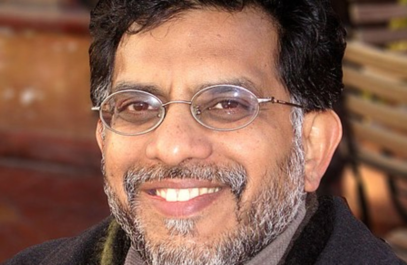  Miloon Kothari, member of the Commission of Inquiry. (credit: Wikimedia Commons)