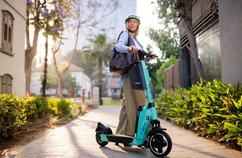  TIER Mobility e-scooter (photo credit: Uri Taub)