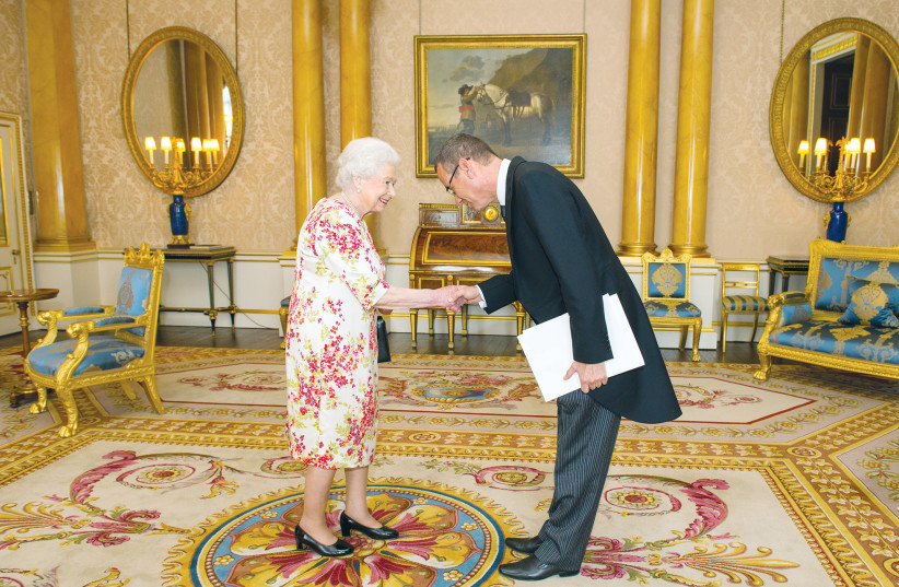  THE WRITER, as Israel’s ambassador to the UK, meets Queen Elizabeth during a private audience at Buckingham Palace, 2016. (photo credit: DOMINIC LIPINSKI/REUTERS)