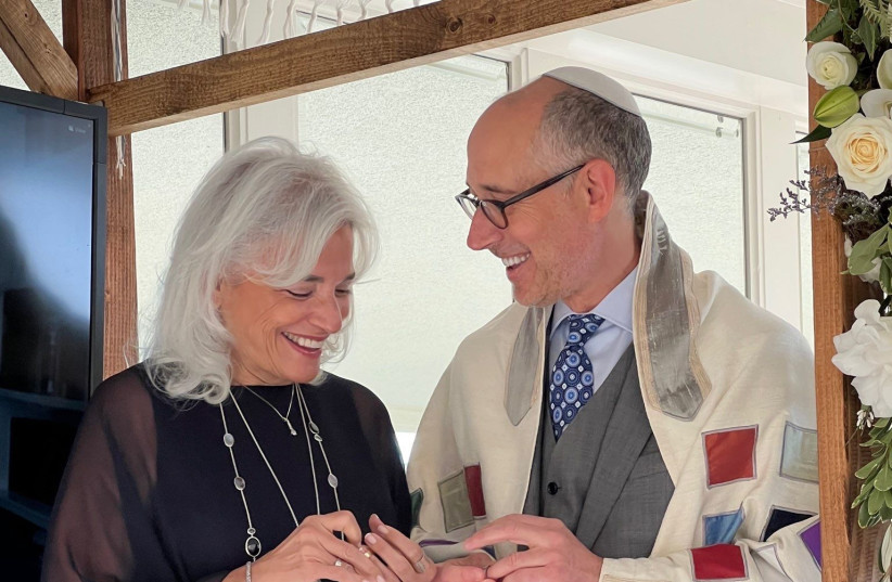  Nether Rabbi Amy Wallk nor Rabbi Mark Cohn had been looking for a relationship when they first met at the Shalom Hartman Institute in 2017 (photo credit: TAMAR KATZ)