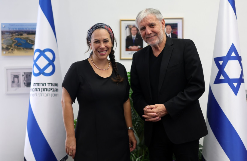  IFCJ President and CEO Yael Eckstein with Labor, Welfare and Social Services Minister Meir Cohen. (photo credit: IFCJ)