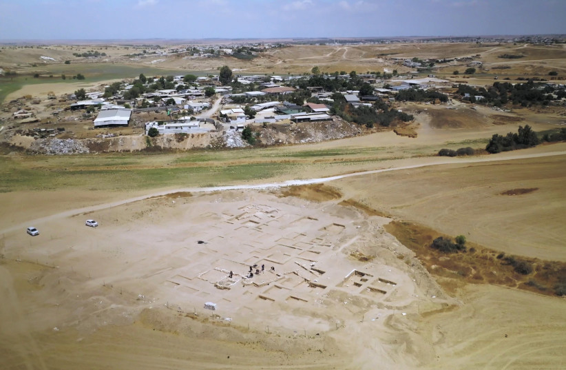  Aerial photographs of the mosque in Rahat in the Negev, southern Israel (photo credit: ISRAEL ANTIQUITIES AUTHORITY.)