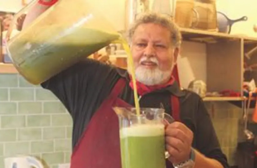Farewell to Mahaneh Yehuda's 'Etrog Man' Uzi-Eli Hezi - Israel News - Vimarsana News