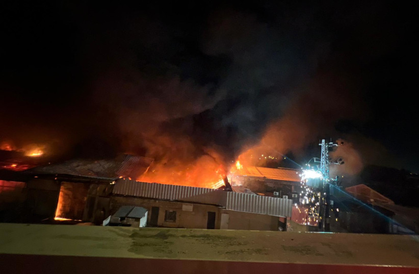  Fire at facility in Haifa, June 26, 2022 (photo credit: FIRE AND RESCUE SERVICE)