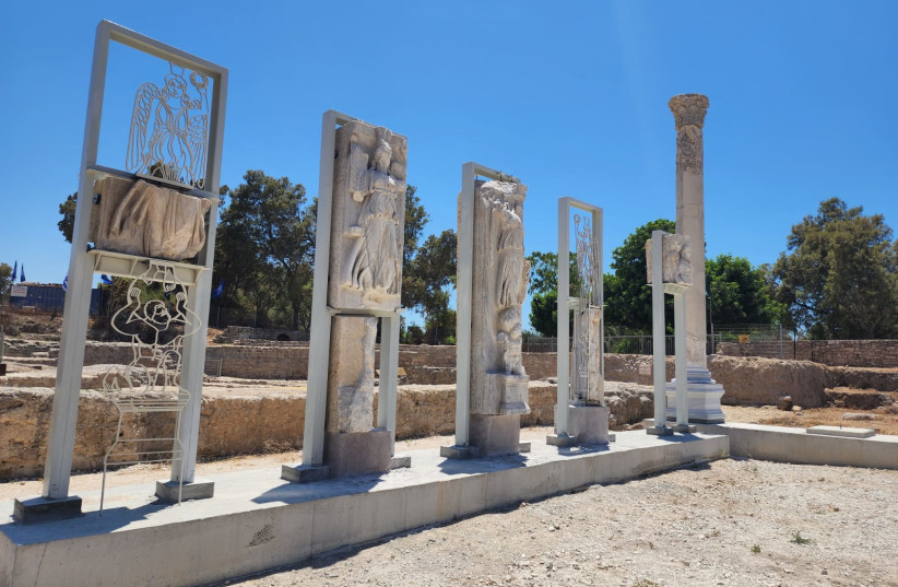  Five spectacular marble statues of Roman godesses and gods have been raised up from a pit where they were languishing and put on display using a special metal frame at Tel Ashkelon National Park. (photo credit: IRINA DUBINSKY/INPA)