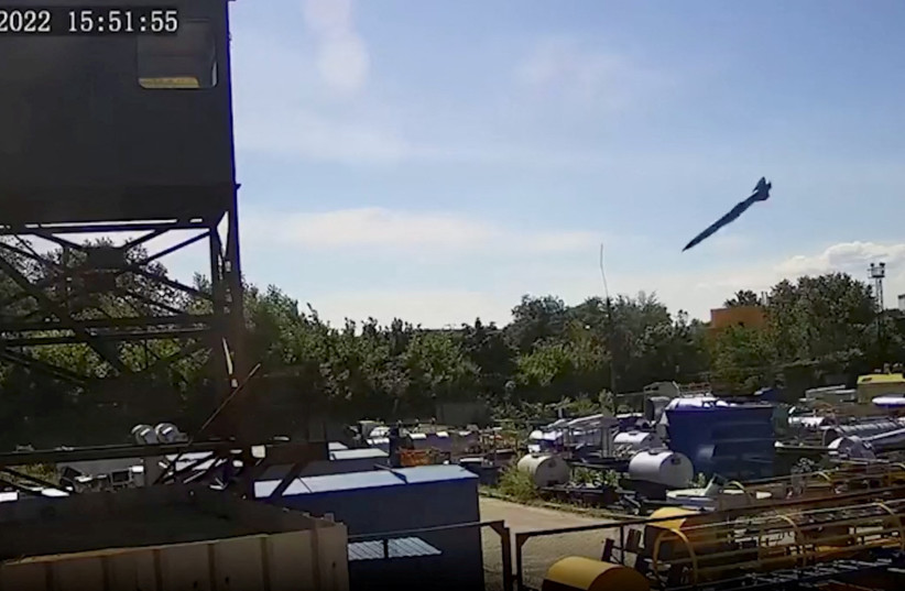   A Russian missile approaches a shopping mall, amid Russia's attack on Ukraine, at a location given as Kremenchuk, in Poltava Oblast, Ukraine in this still image taken from handout CCTV footage released June 28, 2022  (credit: CCTV via Instagram @zelenskiy_official/Handout via REUTERS)