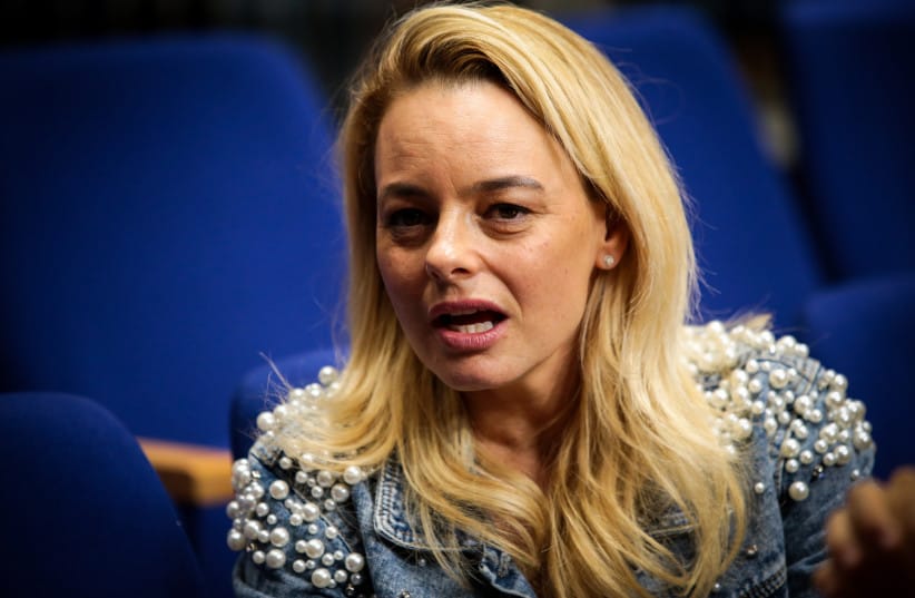 Israeli billionaire's daughter under fire for paying celebrities - Israel News - Vimarsana News