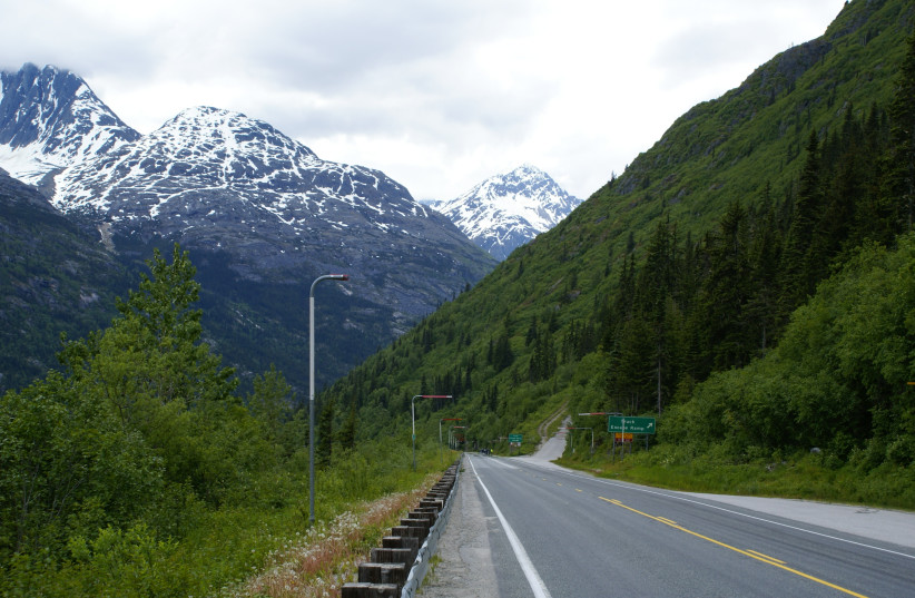 The Klodike Highway (photo credit: RICHARD MARTIN/CC BY 2.0 (https://creativecommons.org/licenses/by/2.0)/VIA WIKIMEDIA COMMONS)