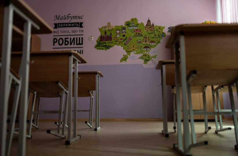  Empty classroom of a local school in Sloviansk, Donetsk (photo credit: REUTERS)