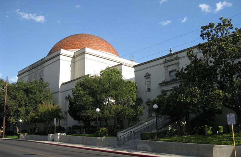  Temple Beth-El, San Antonio, Texas (credit: Wikimedia Commons)