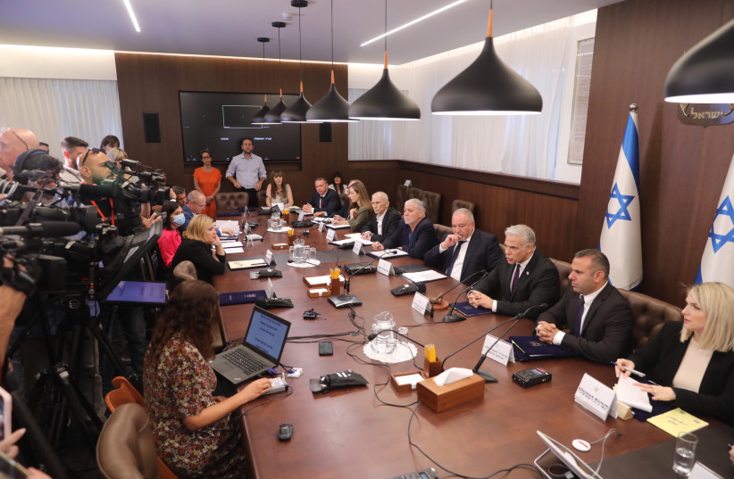  Ministers gather for a Knesset cabinet meeting on July 10th 2022.  (credit: MARC ISRAEL SELLEM)