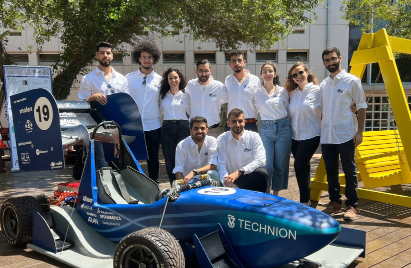 Self-driving cars: The future of Formula racing - Vimarsana News
