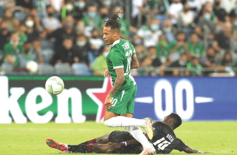 TJARONN CHERY and Maccabi Haifa have their work cut out for them in tonight's second-leg duel with Olympiacos in Greece following last week’s 1-1 draw in Israel. (photo credit: RONEN ZVULUN/REUTERS)