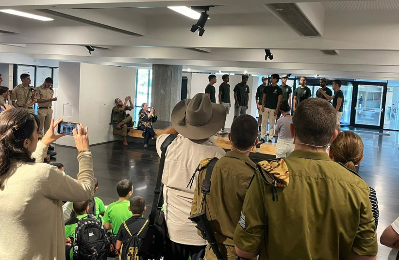 Harvard University choir surprises visitors at ANU - Museum of the Jewish People (photo credit: AMERICA-ISRAEL FRIENDSHIP FOUNDATION)