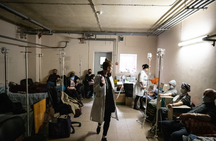 Patients receive cancer treatment at the National Care Institute in Kyiv. (photo credit: OLEKSIY SAMSONOV)