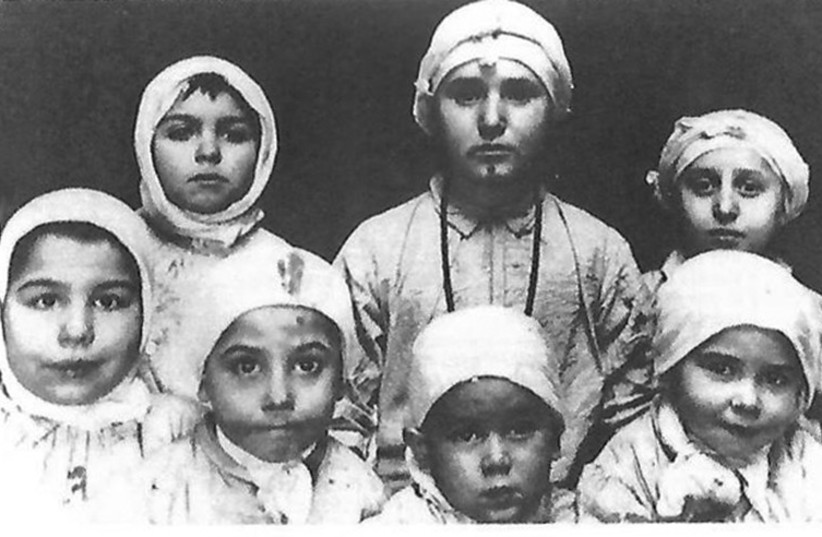  CHILDREN AFTER being given ringworm irradiation on Ellis Island.  (photo credit: Donchin-Hadassah collection)