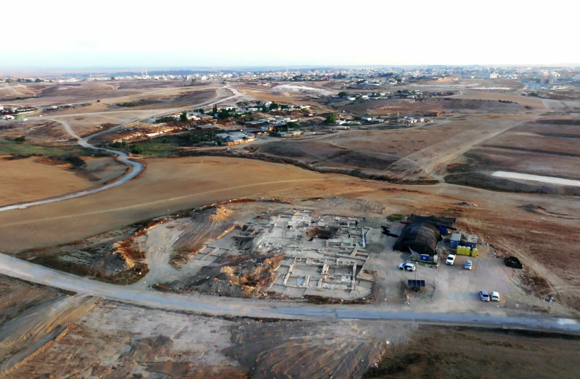  Aerial view of the rural estate uncovered in Rahat, with the vaulted complex in the centre. The estate is the first of its kind discovered in the Negev. (photo credit: EMAIL ALADJEM/ISRAEL ANTIQUITIES AUTHORITY)