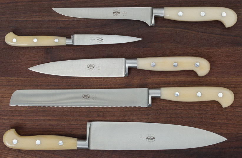  A set of kitchen knives. (credit: FLICKR)