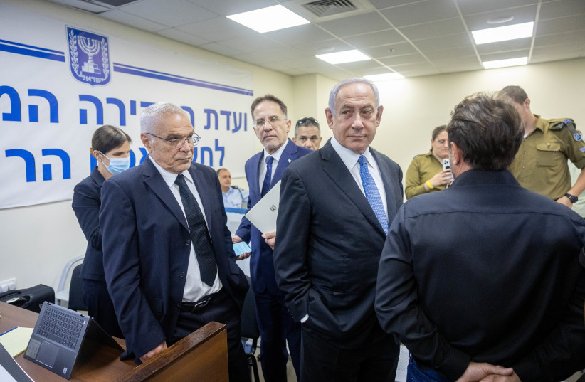  Opposition head Benjamin Netanyahu arrives to tesitfy before the Meron Disaster Inquiry Committee, in Jerusalem, on July 21, 2022 (photo credit: YONATAN SINDEL/FLASH90)