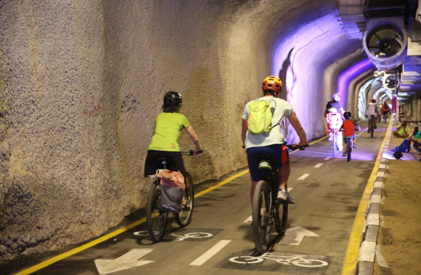  Cyclists inaugurate the Kerem tunnel (photo credit: ARNON BOSSANI)