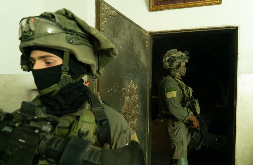  IDF troops carrying out operations in the West Bank overnight, September 14, 2022 (photo credit: IDF SPOKESPERSON'S UNIT)