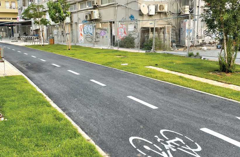  THE CYCLE path in Hamesila Park provides a safe route between Tel Aviv and Jaffa. (credit: TEL AVIV-JAFFA MUNICIPALITY)