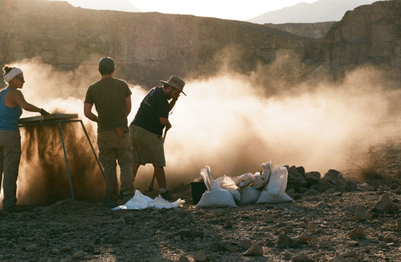  Excavating Slaves’ Hill (photo credit: HAI ASHKENAZI AND THE CENTRAL TIMNA VALLEY PROJECT)