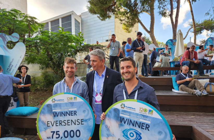  From left: Doron Honisgsberg, founder and CEO of Eversense, KKL-JNF Chief Scientist Dr. Doron Markel, and Adam Bismut, CEO and founder at SightBit were awarded a new environmental prize by Keren Kayemeth LeIsrael-Jewish National Fund in Tel Aviv on September 21, 2022. (credit: Alex Brontfein)