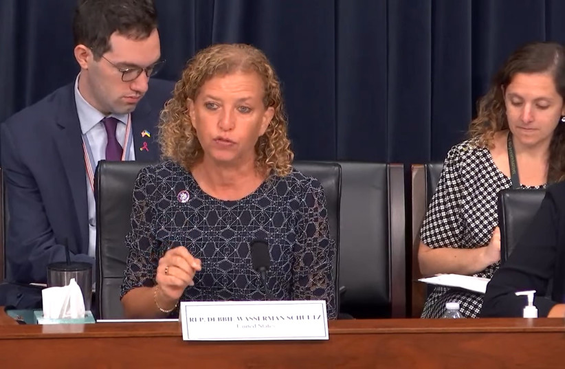 A Capitol Hill hearing on antisemitism and big tech turned acrimonious - Vimarsana News