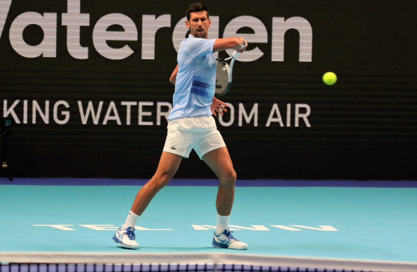  Novak Djokovic playing in the Tel Aviv Watergen Open, September 29, 2022. (credit: ORI LEWIS)