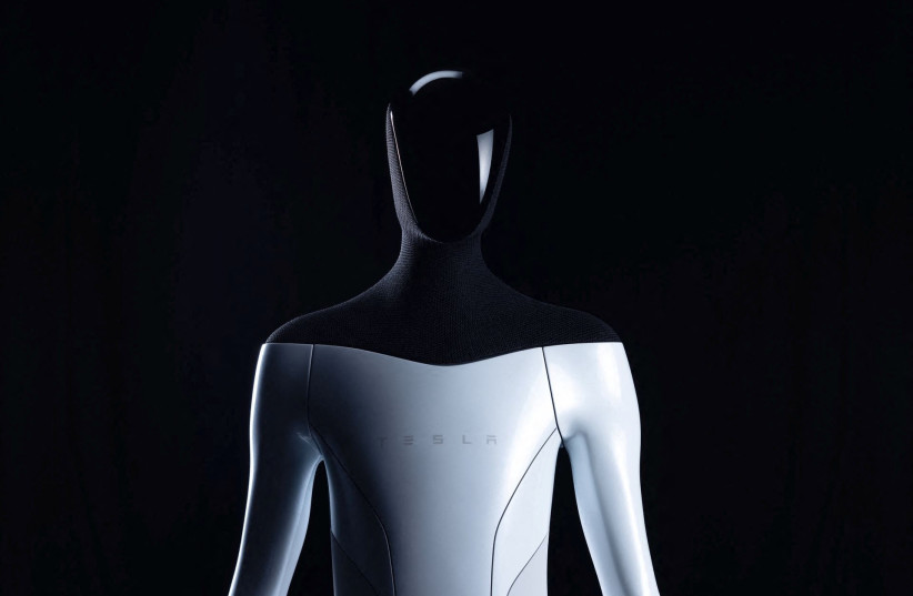 Tesla CEO Elon Musk showcases humanoid robot at event - Vimarsana News