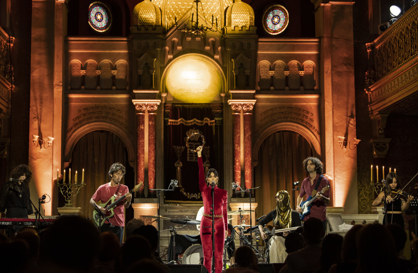  ISRAELI-IRANIAN singer Liraz Charhi performs at the Tempel Synagogue in Krakow at the 31st Culture Festival this past summer.  (photo credit: Edyta Dufaj)
