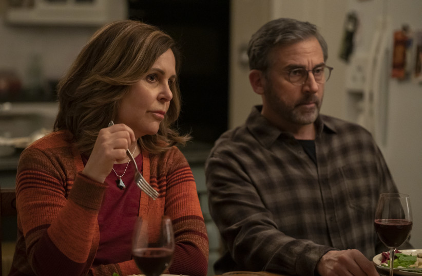  Laura Niemi as Beth Strauss and Steve Carell as Alan Strauss in "The Patient." (photo credit: Suzanne Tenner/FX)