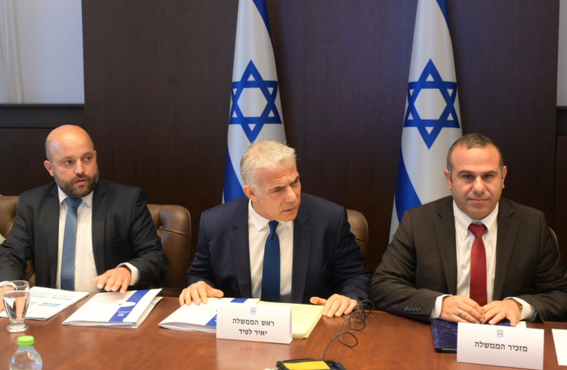  Israel's Security Council meets to discuss Lebanon maritime border deal, October 12, 2022 (credit: AMOS BEN-GERSHOM/GPO)