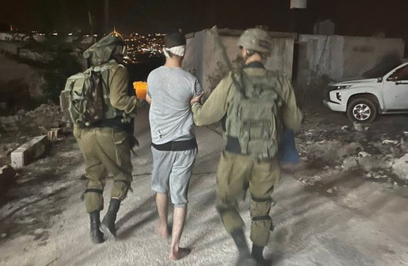  IDF arrests terrorist who stabbed an Israeli in al Fundaq (credit: IDF SPOKESPERSON'S UNIT)