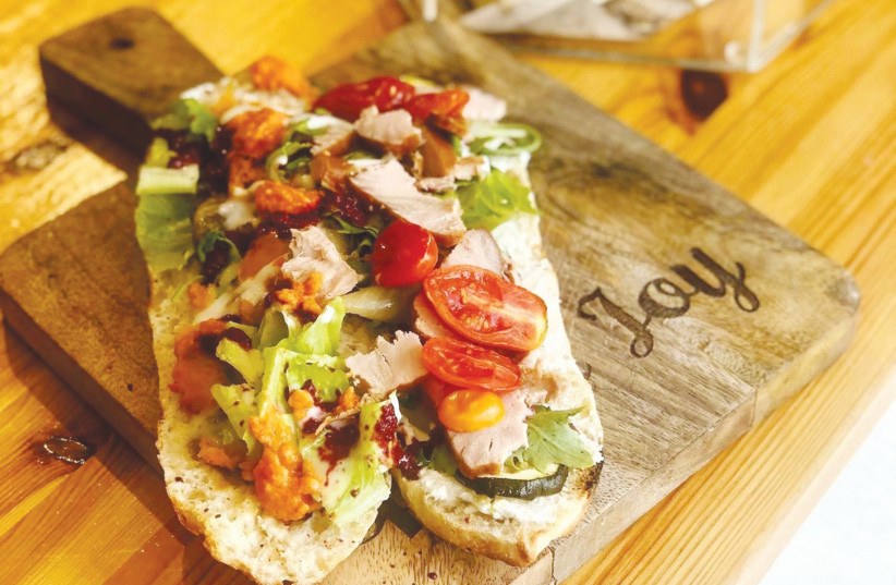 Cafe Etz Tzion: If God served breakfast - review - Vimarsana News