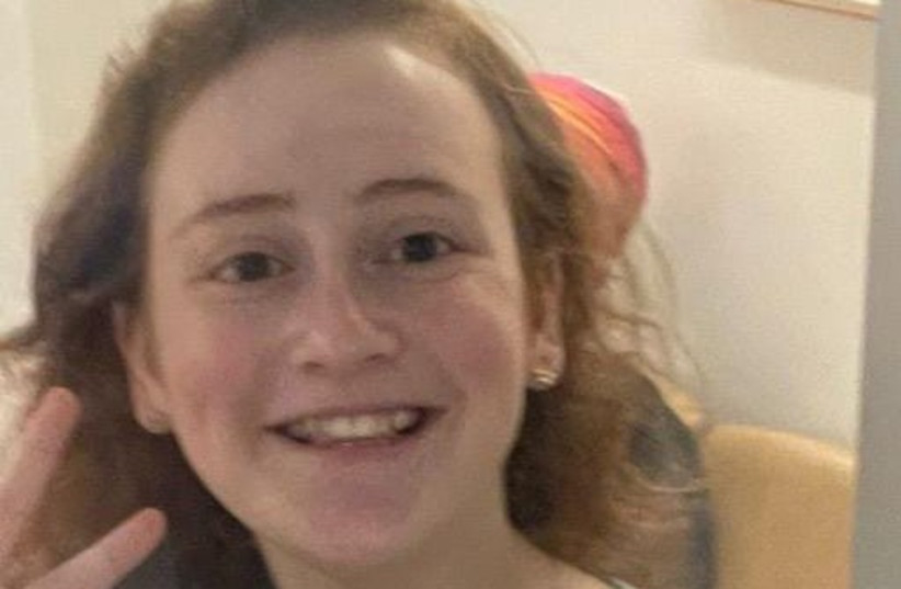  Avia Beruria Kaufman, 14, who went missing from Efrat on Sunday (photo credit: ISRAEL POLICE)