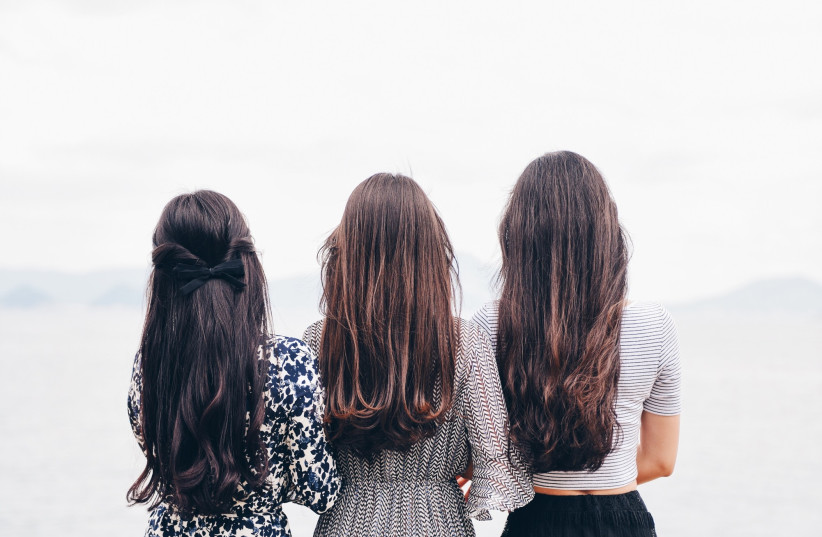 Why is covering a married woman's hair part of Jewish modesty laws? - Vimarsana News
