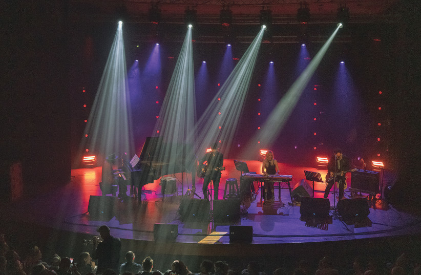  MERCURY REV performing in Tel Aviv, Wednesday night. (photo credit: GIL RUBINSTEIN)