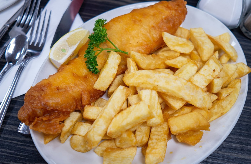  Fish and Chips, photo taken in November 2018 in Blackpool, UK. (photo credit: Matthias Meckel/Wikimedia Commons)