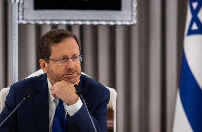  President Isaac Herzog meets with Israel's political parties to hear their recommendations for prime minister, November 10, 2022. (credit: OREN BEN HAKOON/POOL)