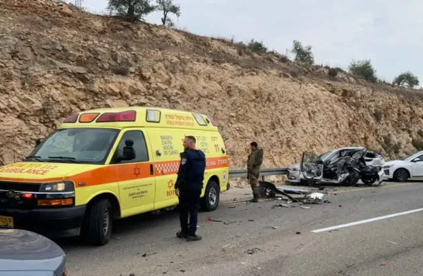  The aftermath of the car accident on road 5 after the stabbing attack, 15 November, 2022. (credit: MDA OPERATIONAL COVERAGE)